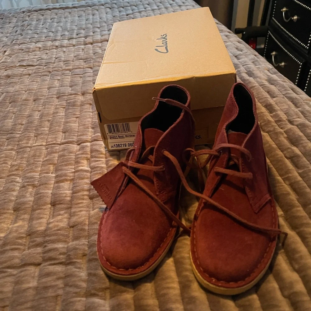 Clark boots - Picture 1 of 6